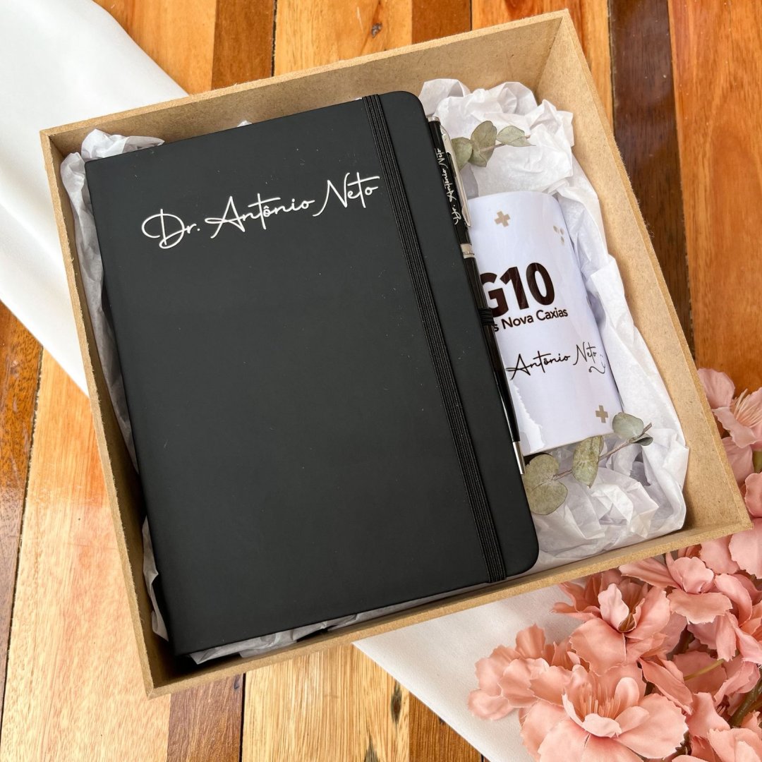 Kit Caneca + bloquinho personalizado + caneta