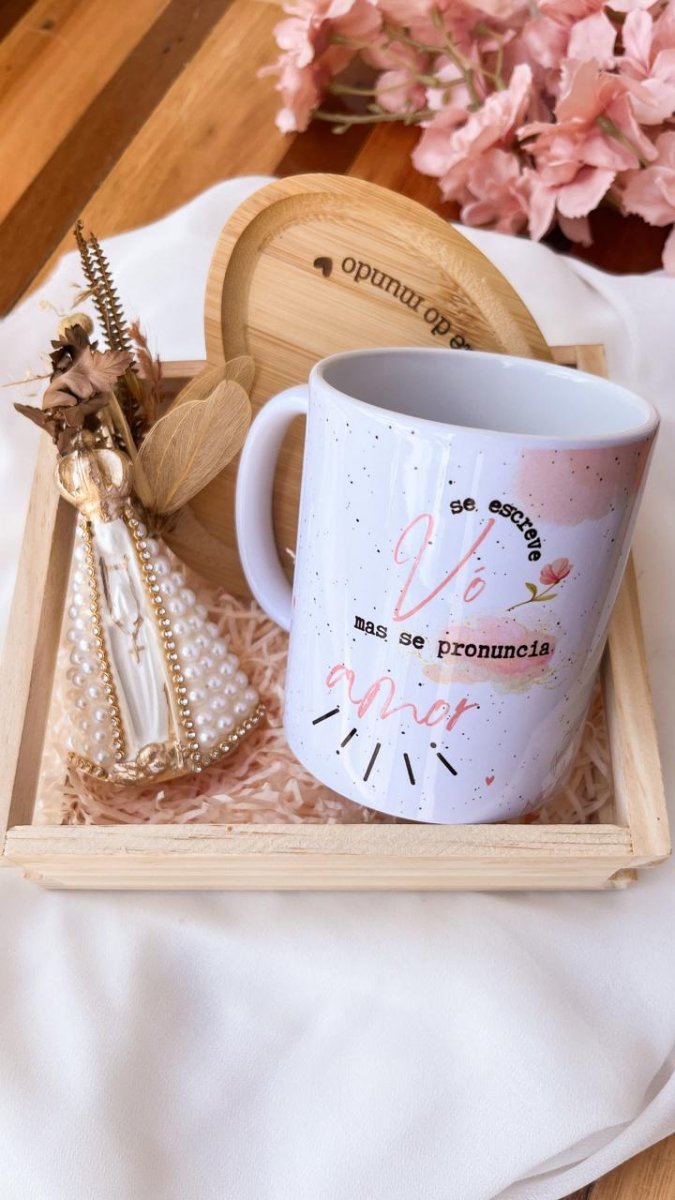 Kit Caneca + Pires coração + Nossa Senhora
