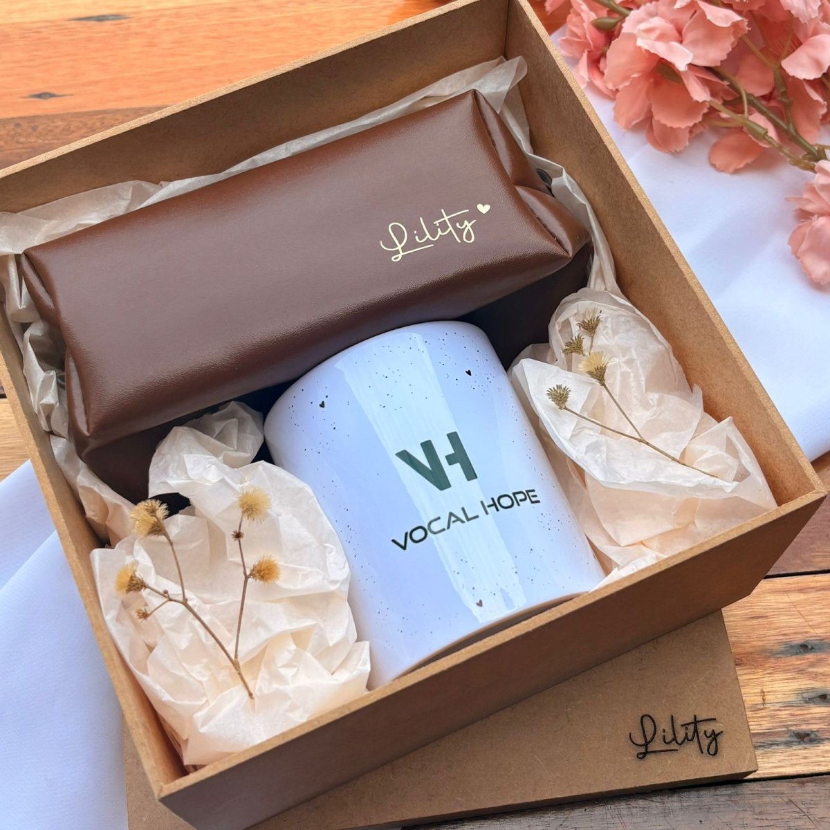 Kit Caneca + Nécessaire